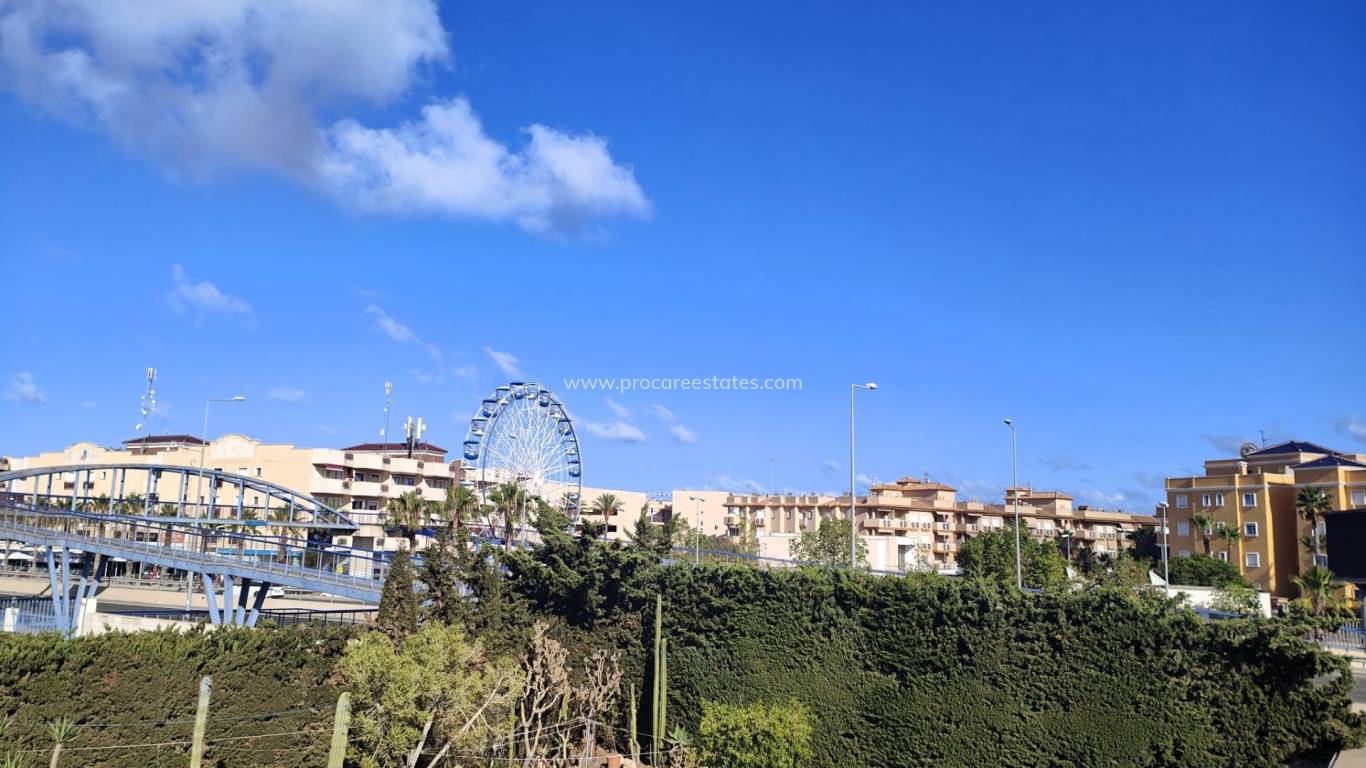 Resale - Villa - Orihuela Costa - Campoamor