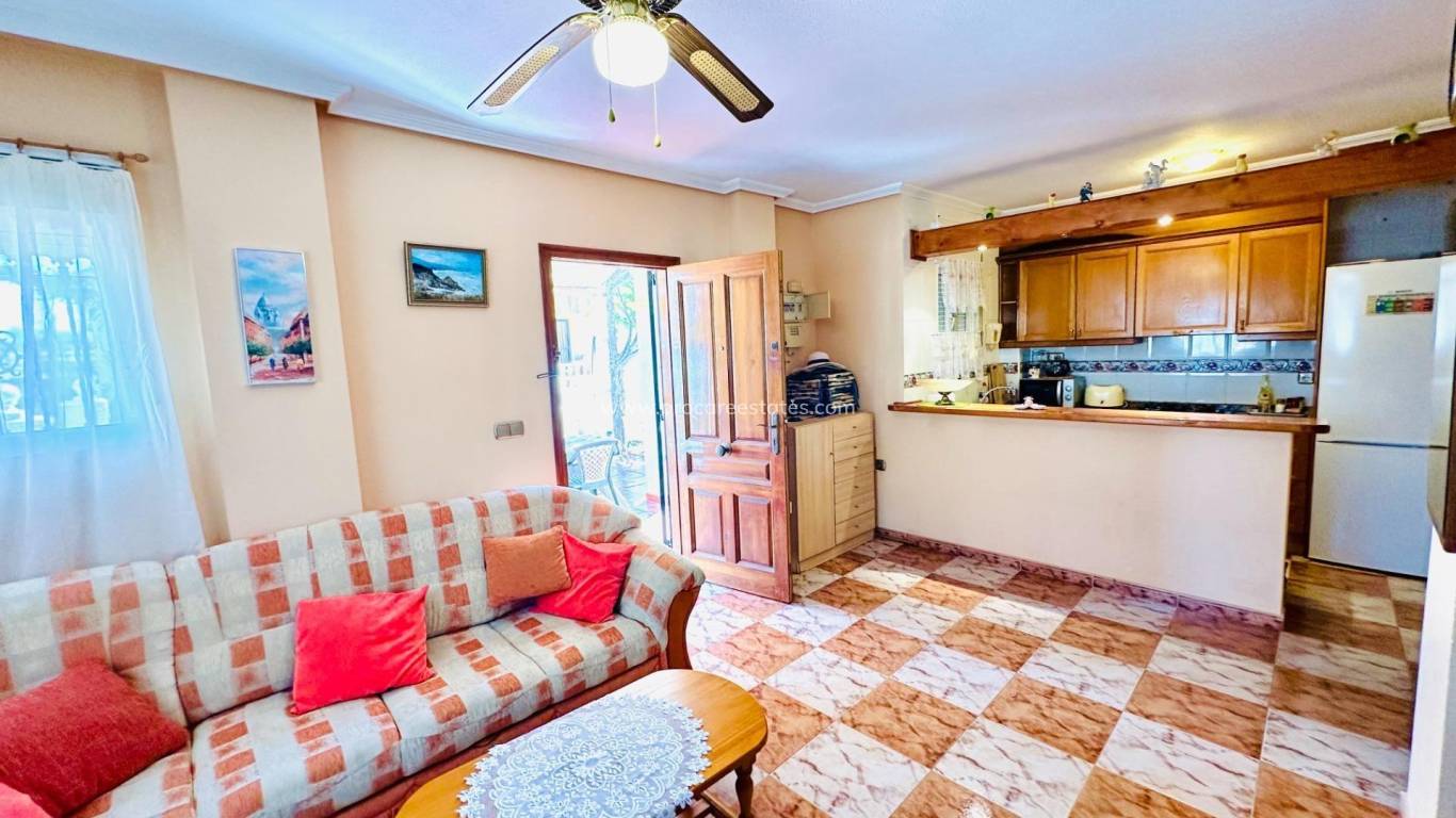 Resale - Villa - Orihuela Costa - Campoamor