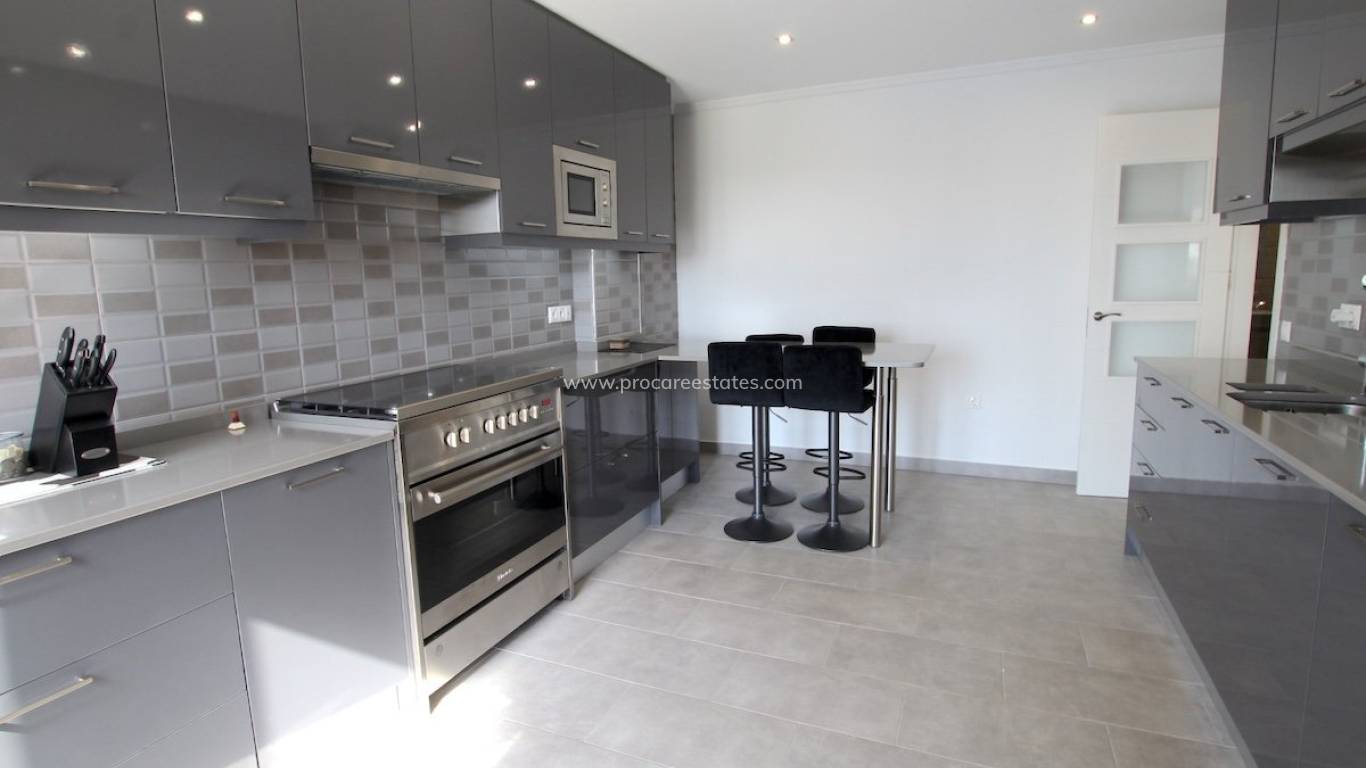 Resale - Villa - Orihuela Costa - Campoamor