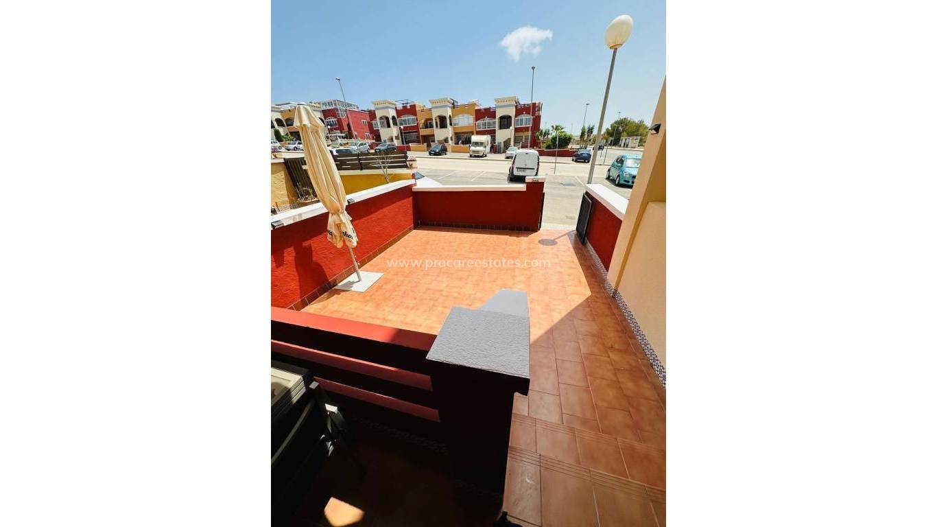 Resale - Villa - Orihuela Costa - Campoamor