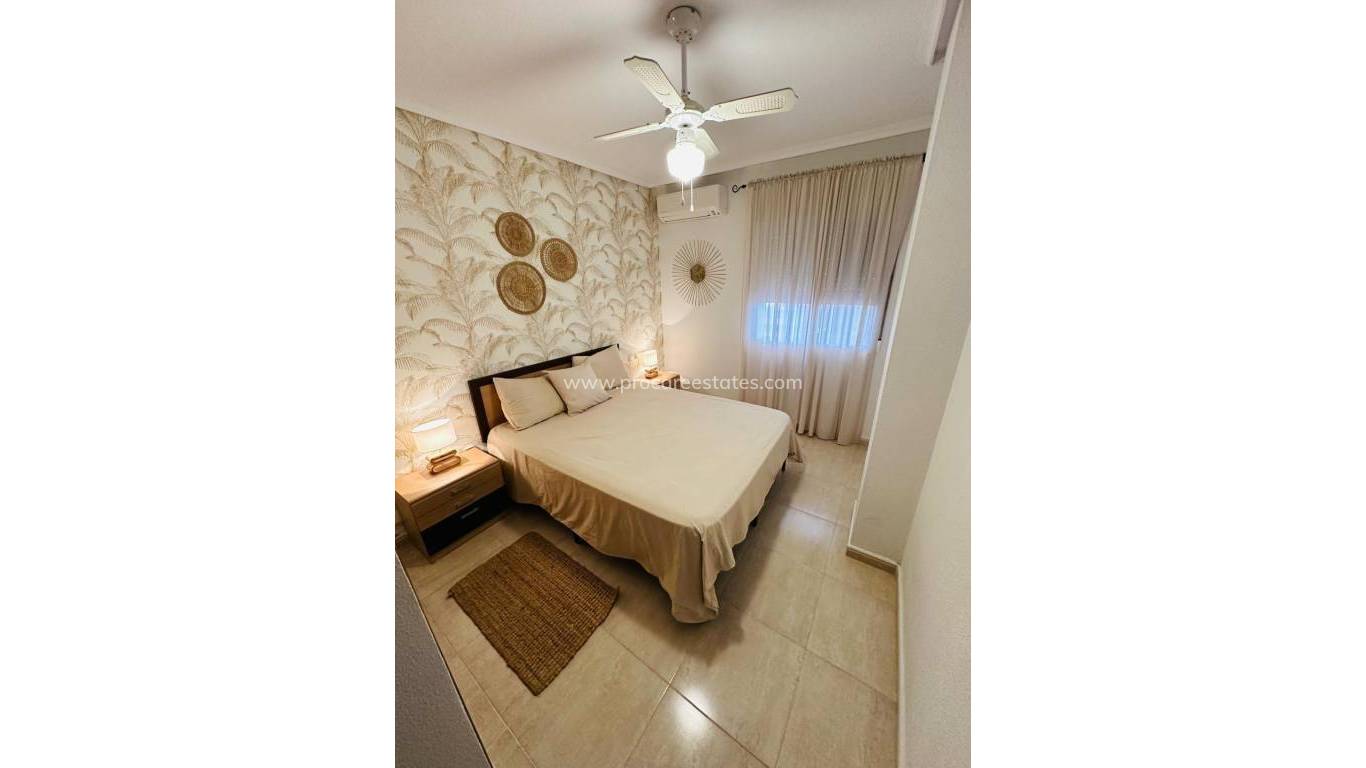 Resale - Villa - Orihuela Costa - Campoamor