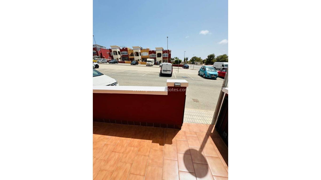 Resale - Villa - Orihuela Costa - Campoamor