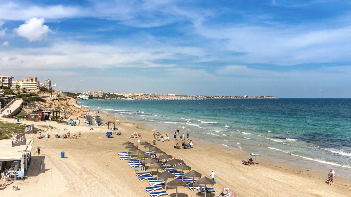 Resale - Villa - Orihuela Costa - Campoamor