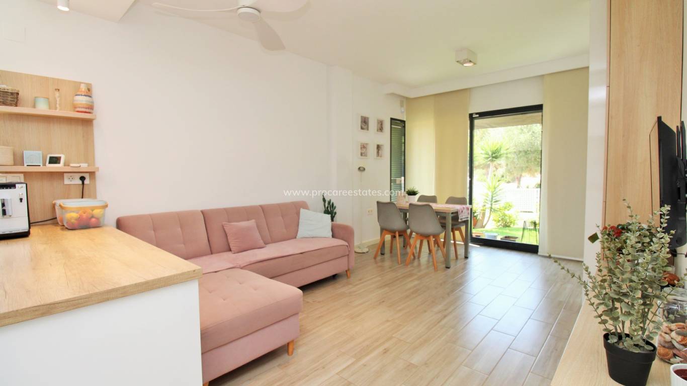 Resale - Villa - Orihuela Costa - La Zenia