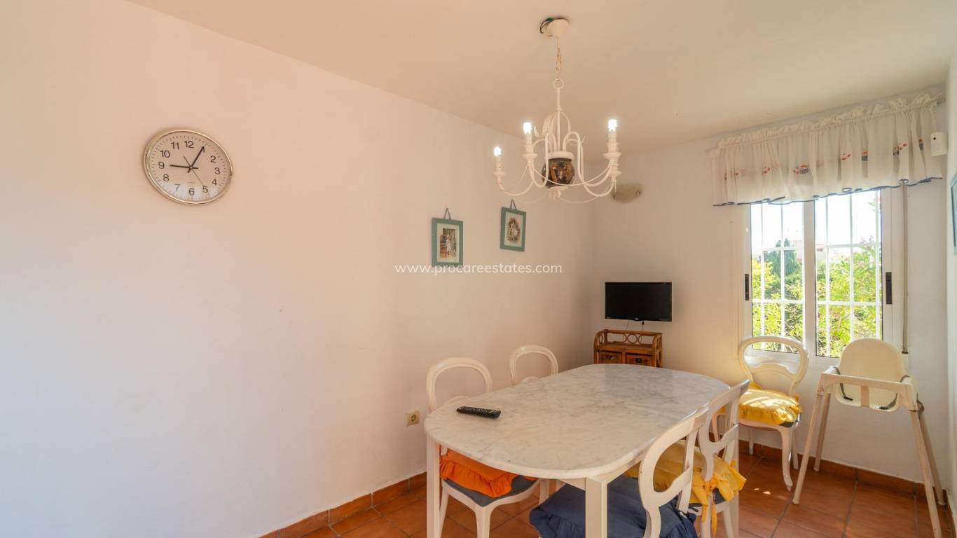 Resale - Villa - Orihuela Costa - La Zenia