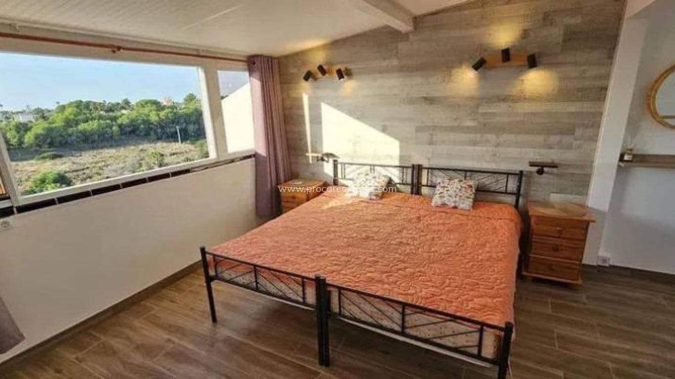 Resale - Villa - Orihuela Costa - Lomas de Cabo Roig-Los Dolses