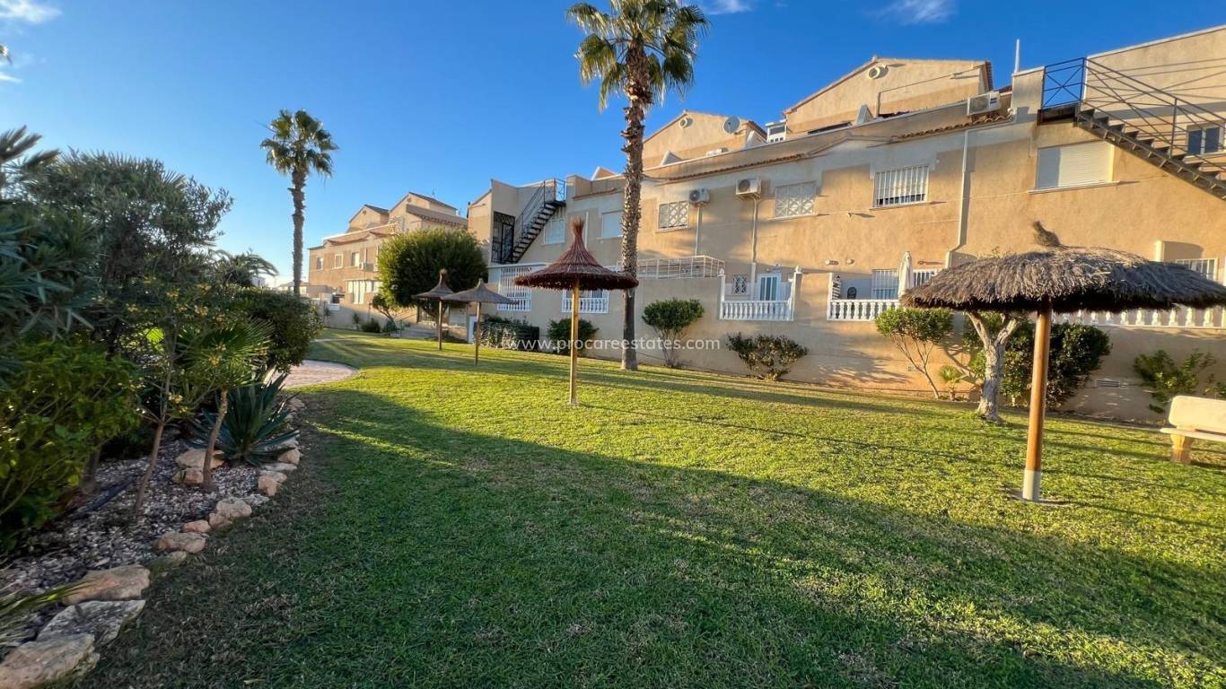 Resale - Villa - Orihuela Costa - Los Almendros-La Florida