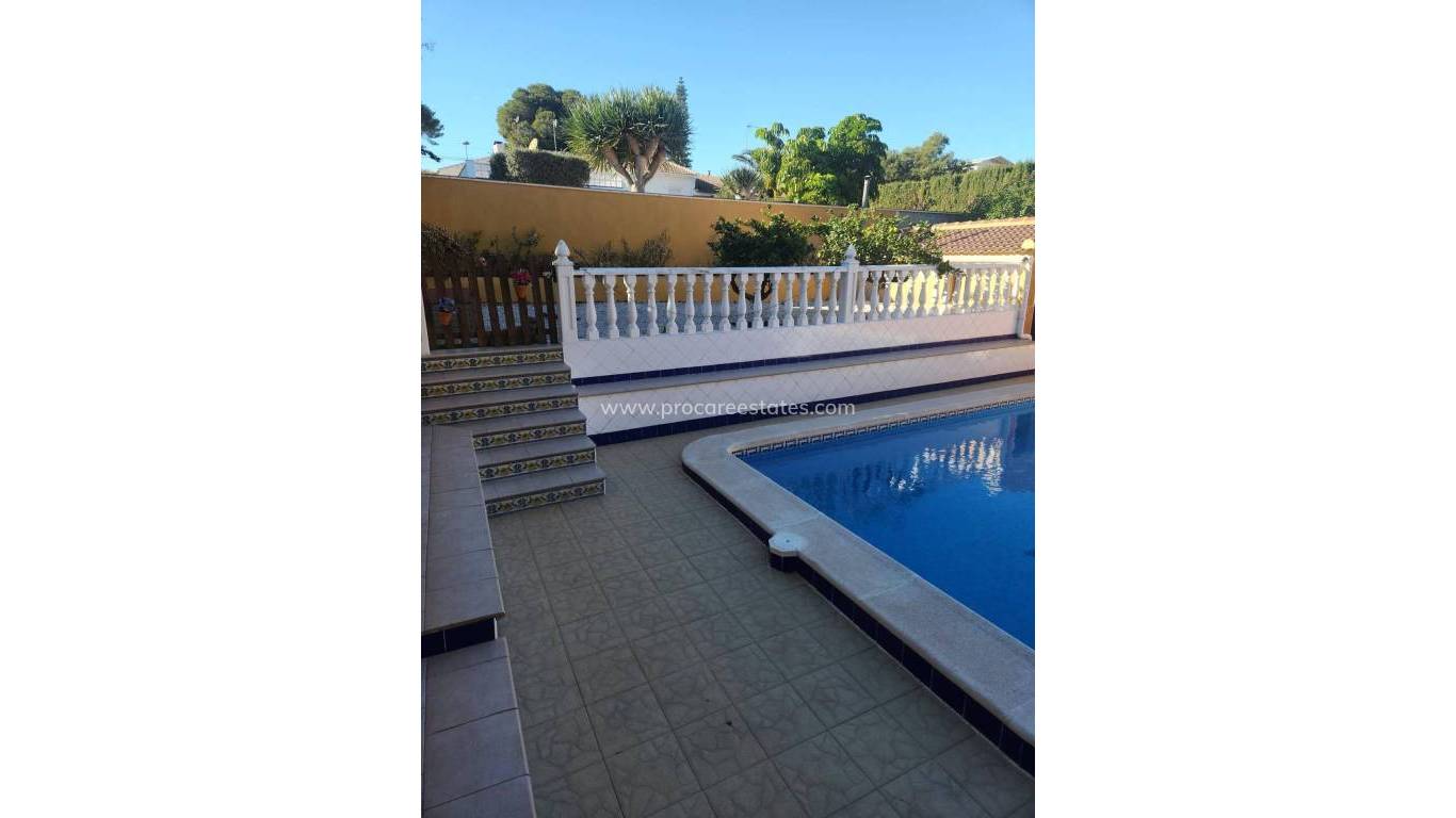 Resale - Villa - Orihuela Costa - Los Almendros-La Florida