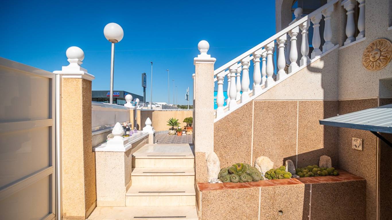 Resale - Villa - Orihuela Costa - Los Altos