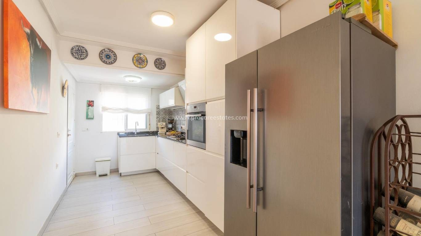 Resale - Villa - Orihuela Costa - Los Balcones