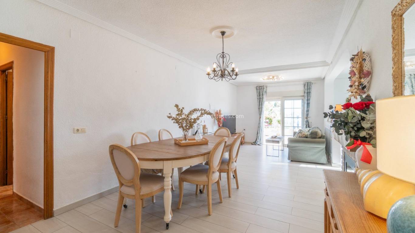 Resale - Villa - Orihuela Costa - Los Balcones