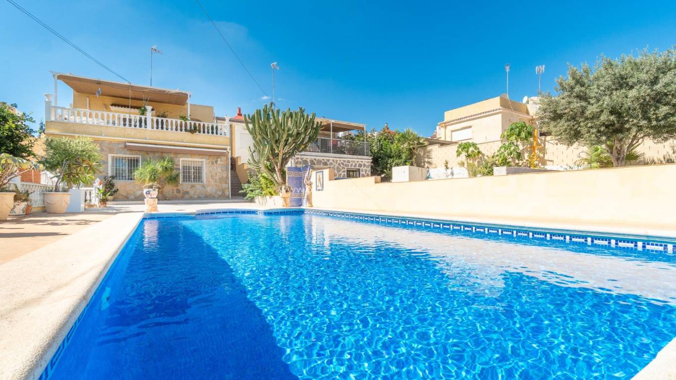 Resale - Villa - Orihuela Costa - Los Balcones