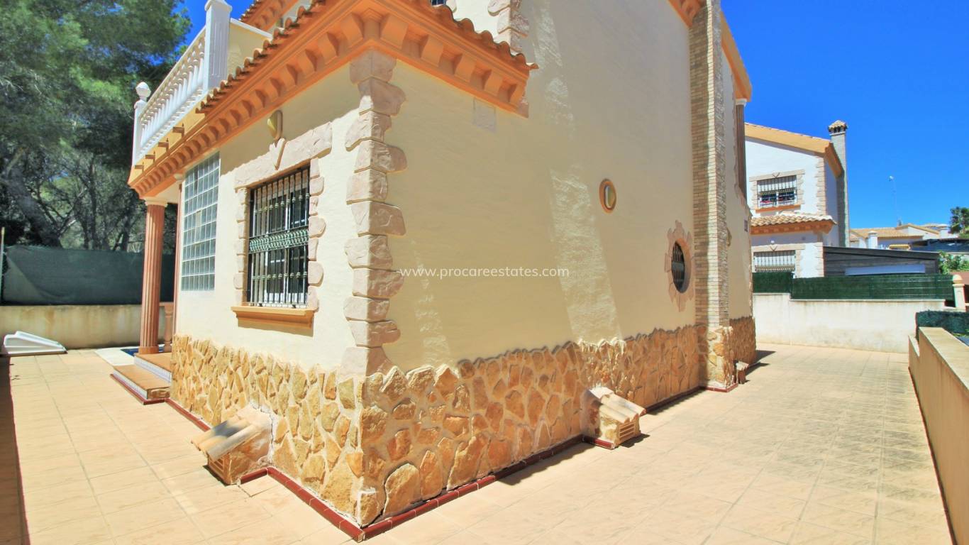 Resale - Villa - Orihuela Costa - LOS DOLSES