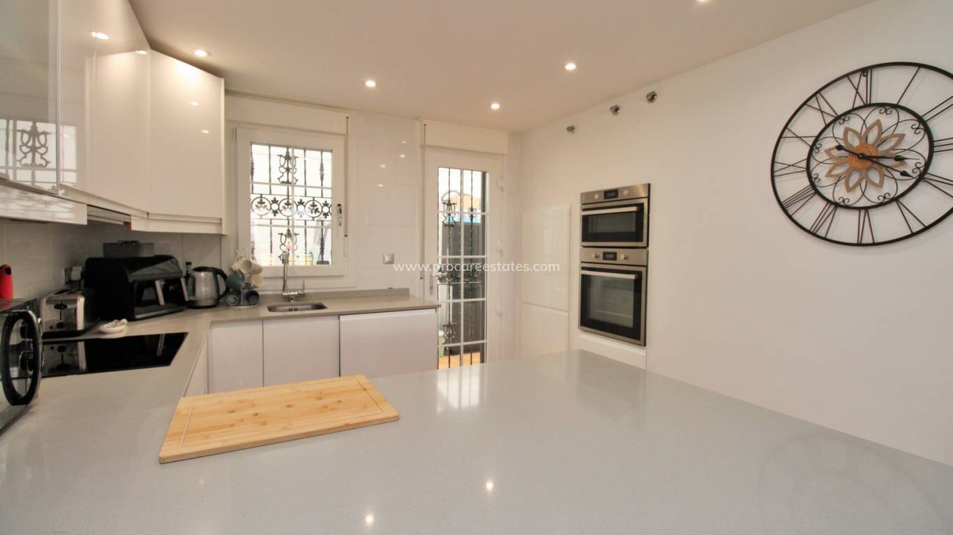 Resale - Villa - Orihuela Costa - LOS DOLSES