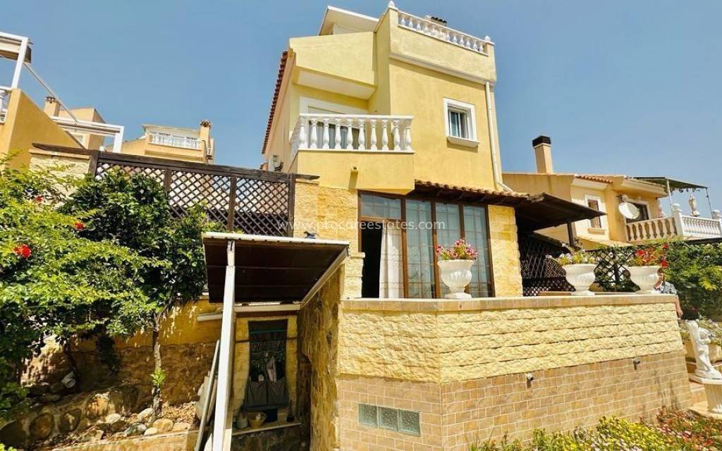 Resale - Villa - Orihuela Costa - Montezenia