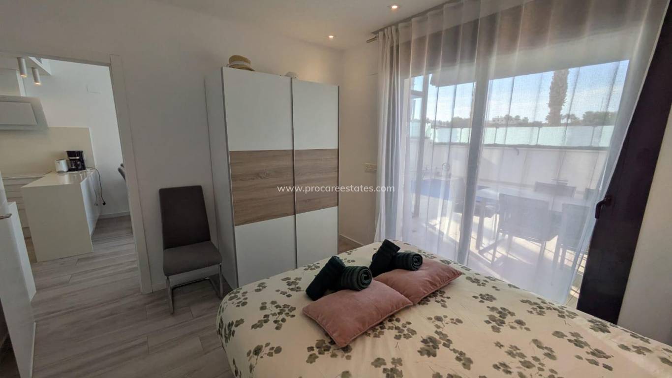 Resale - Villa - Orihuela Costa - Montezenia