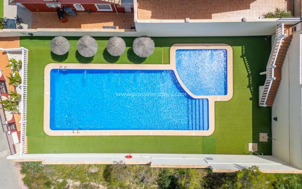 Resale - Villa - Orihuela Costa - PAU 26