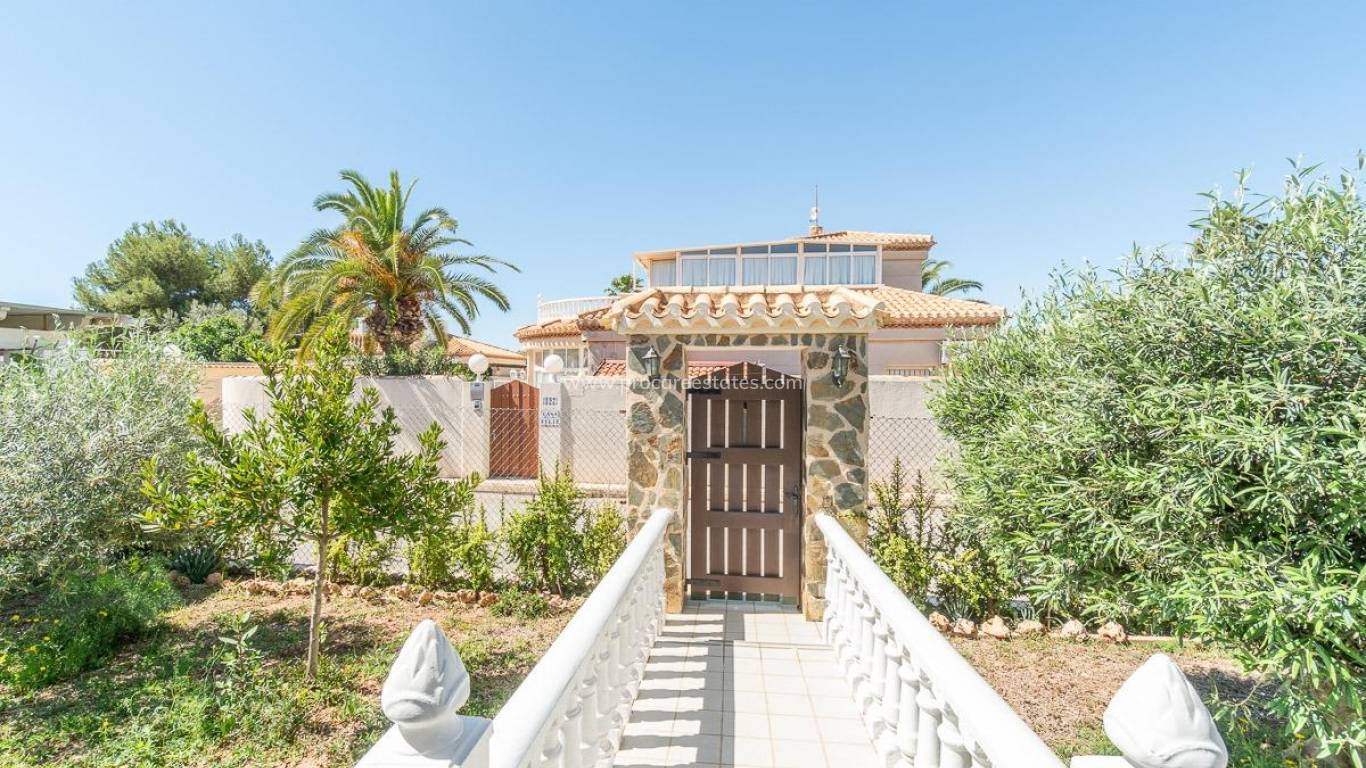 Resale - Villa - Orihuela Costa - Playa Flamenca