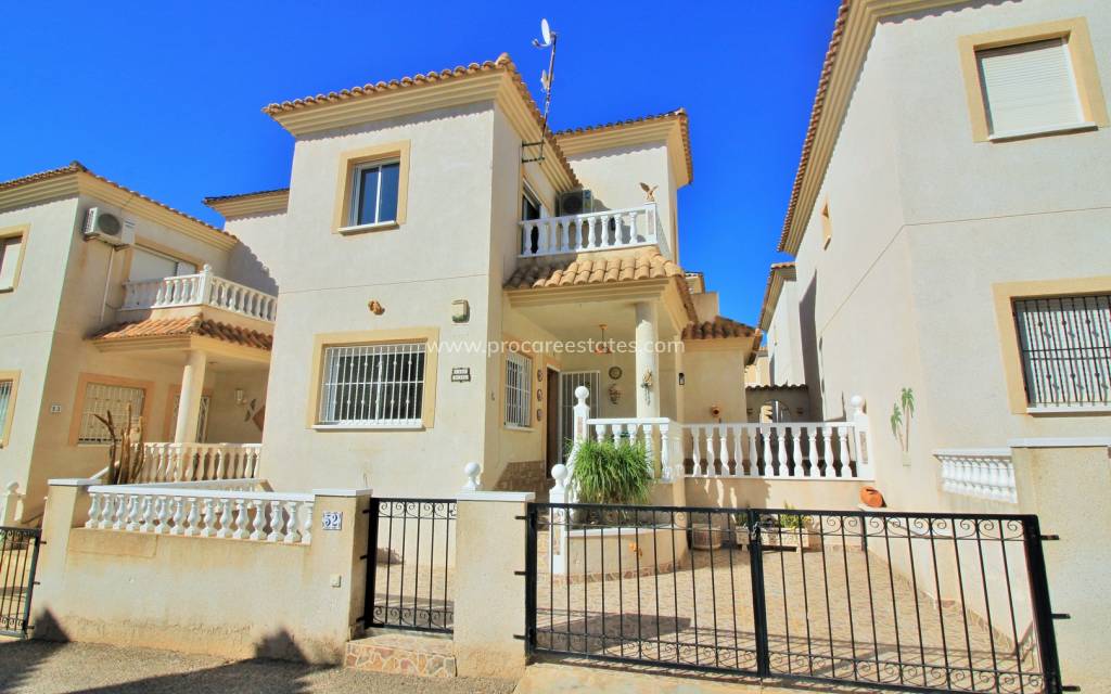 Resale - Villa - Orihuela Costa - Playa Flamenca