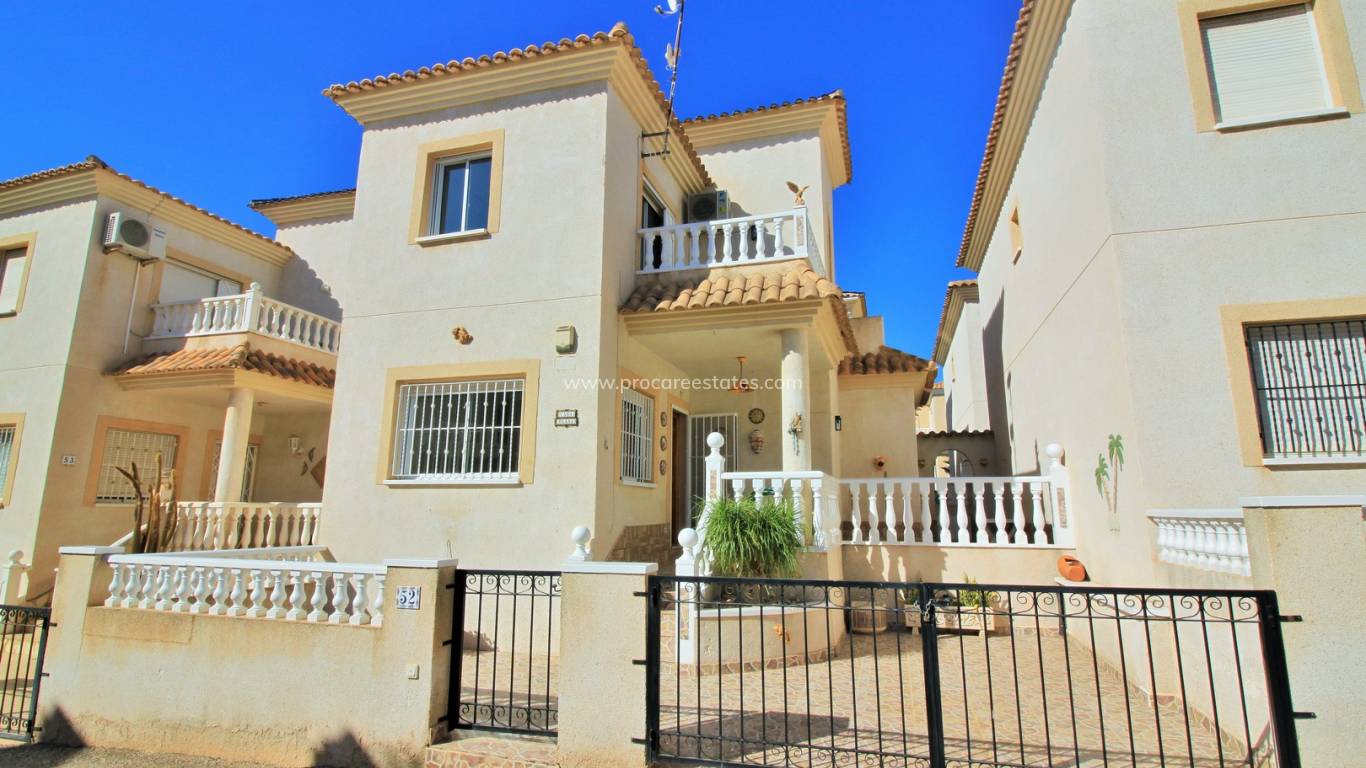 Resale - Villa - Orihuela Costa - Playa Flamenca