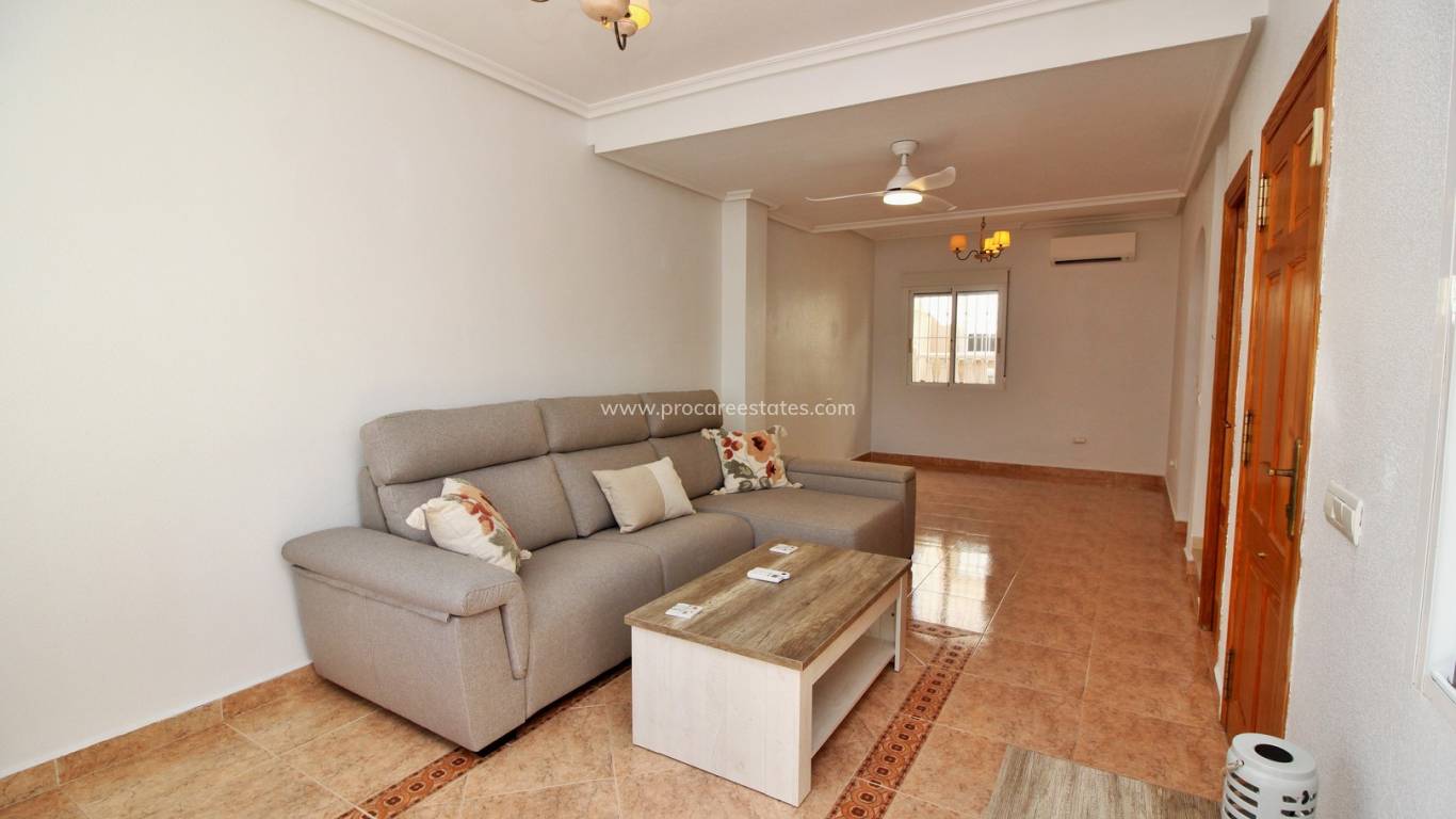 Resale - Villa - Orihuela Costa - Playa Flamenca