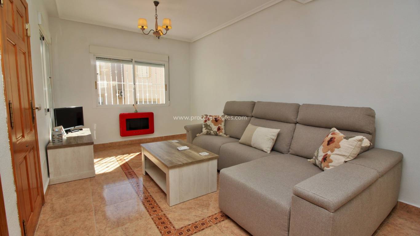 Resale - Villa - Orihuela Costa - Playa Flamenca