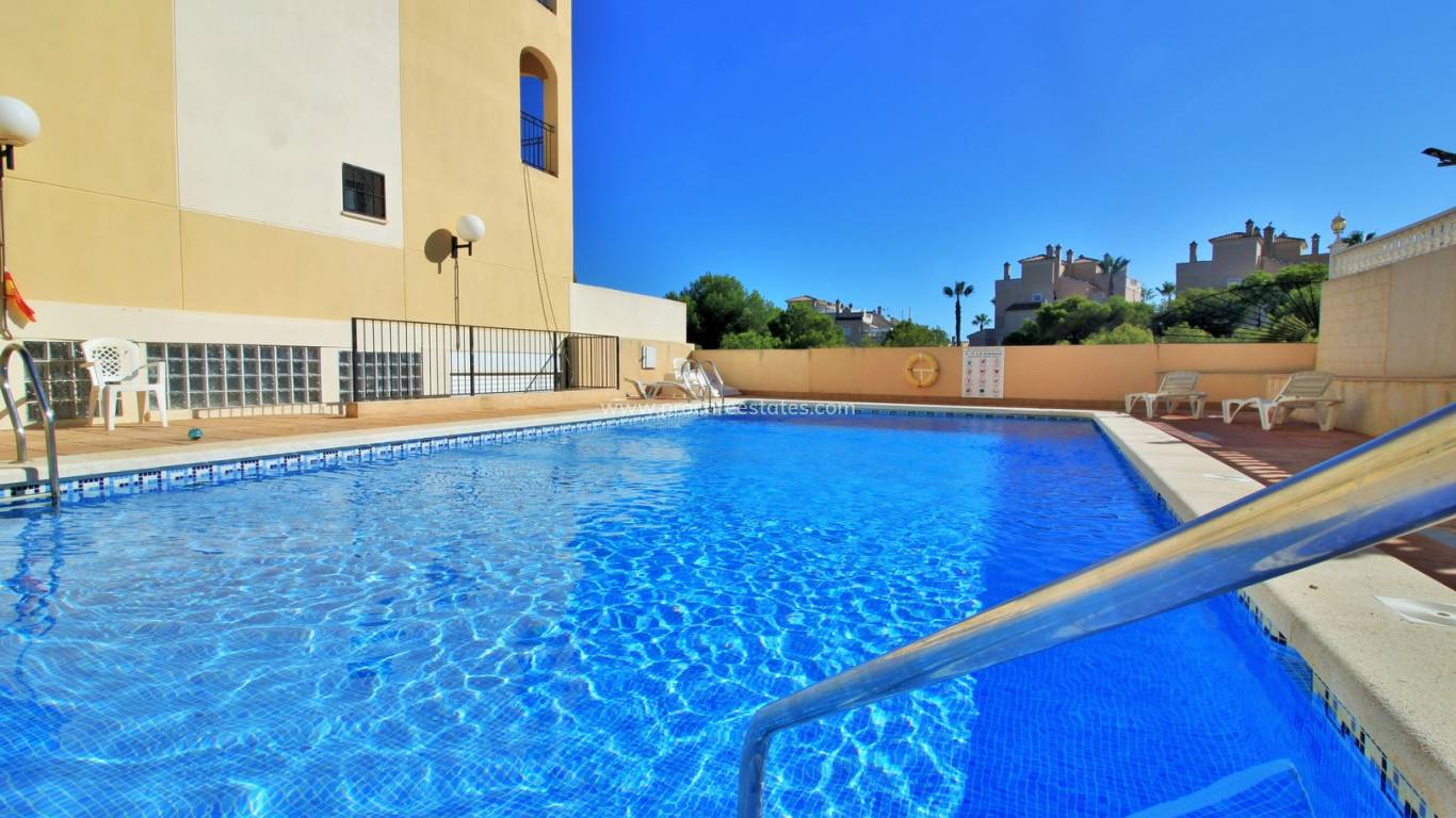 Resale - Villa - Orihuela Costa - Playa Flamenca