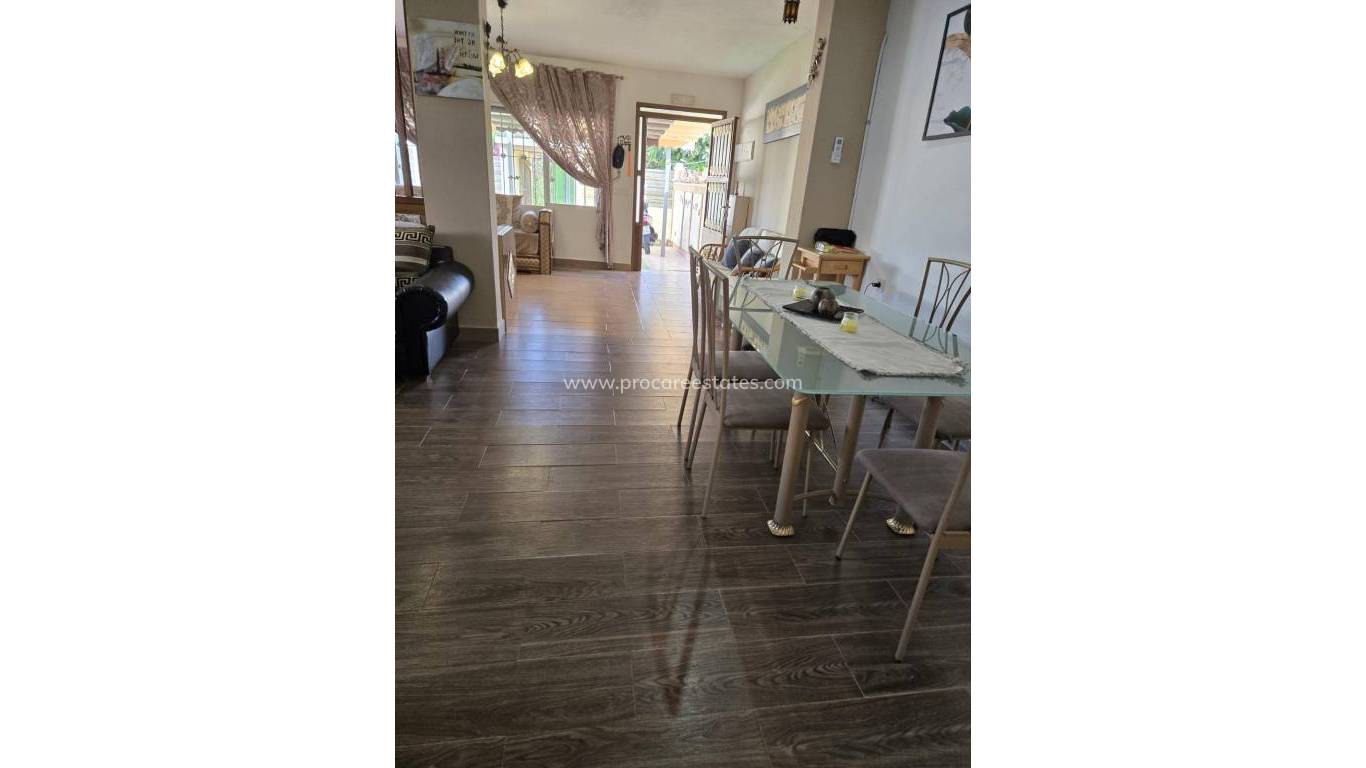 Resale - Villa - Orihuela Costa - Playa Flamenca