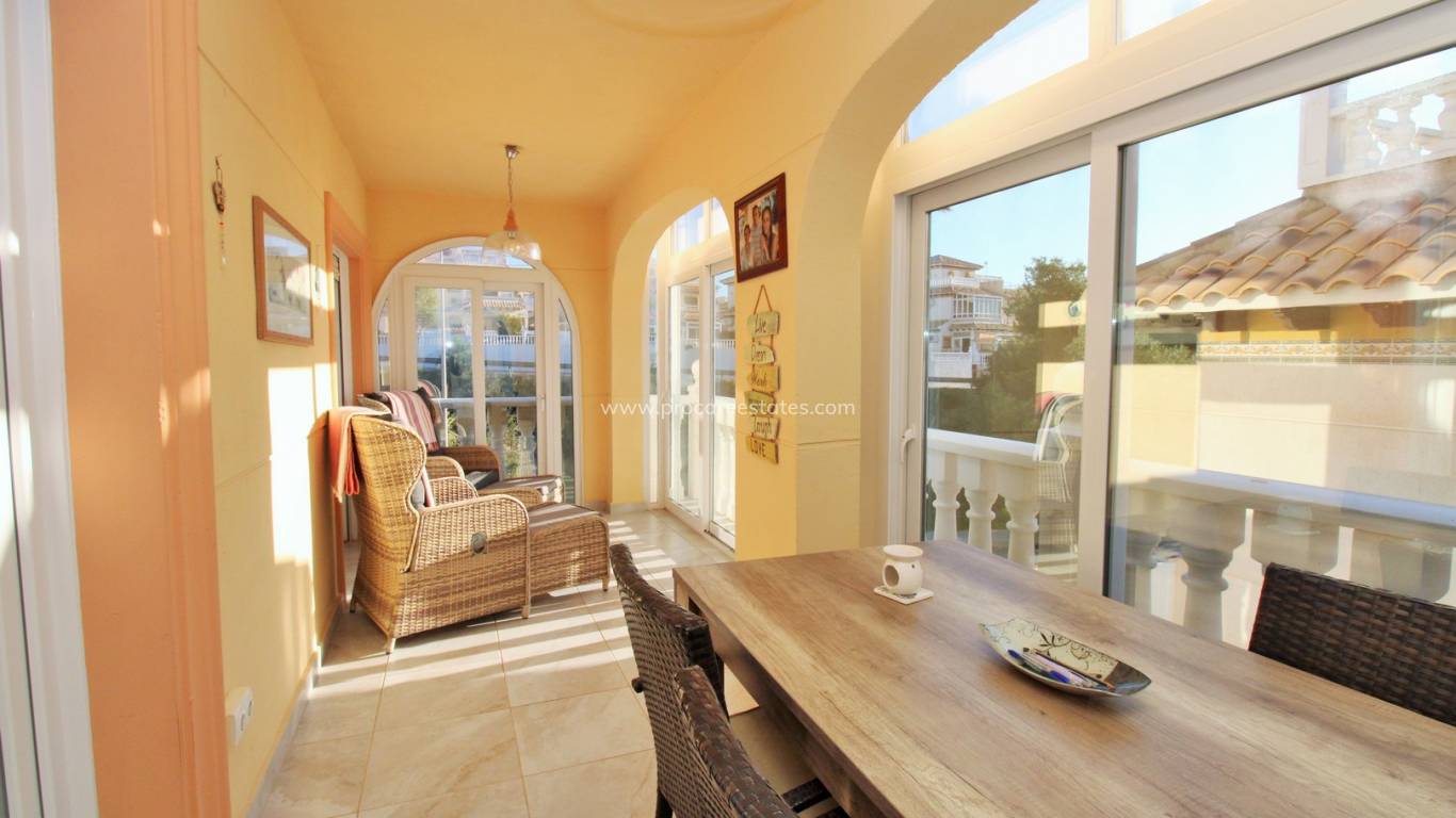 Resale - Villa - Orihuela Costa - Playa Flamenca