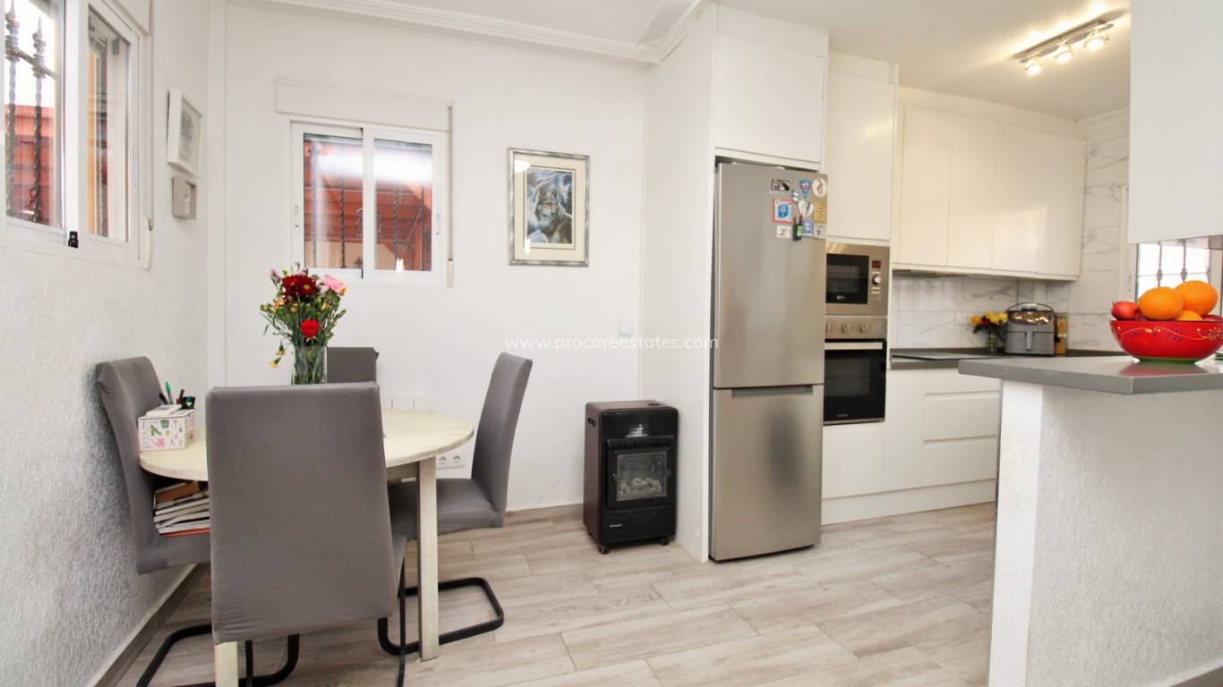 Resale - Villa - Orihuela Costa - Playa Flamenca