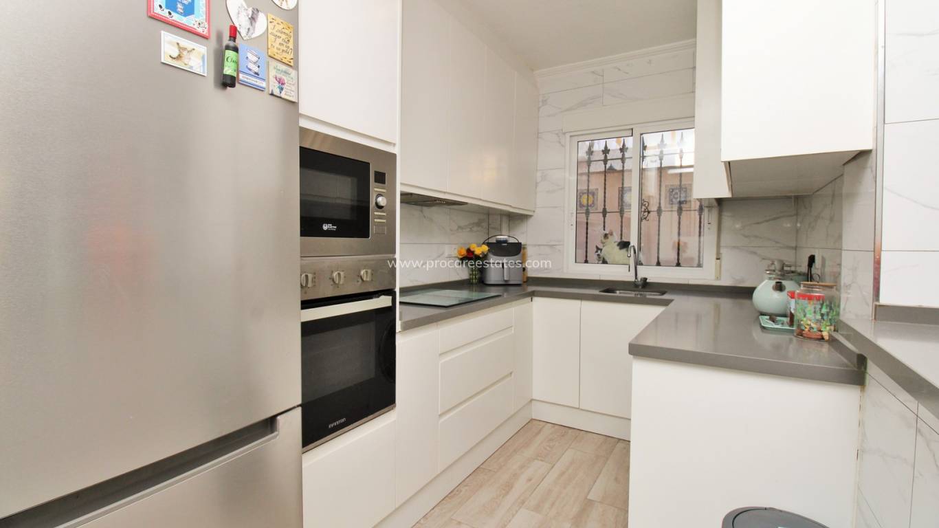 Resale - Villa - Orihuela Costa - Playa Flamenca