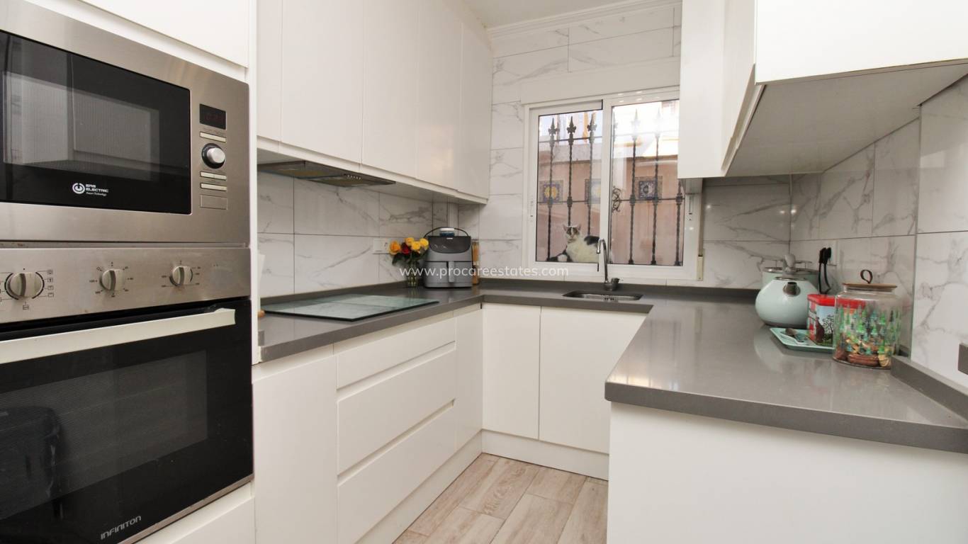 Resale - Villa - Orihuela Costa - Playa Flamenca