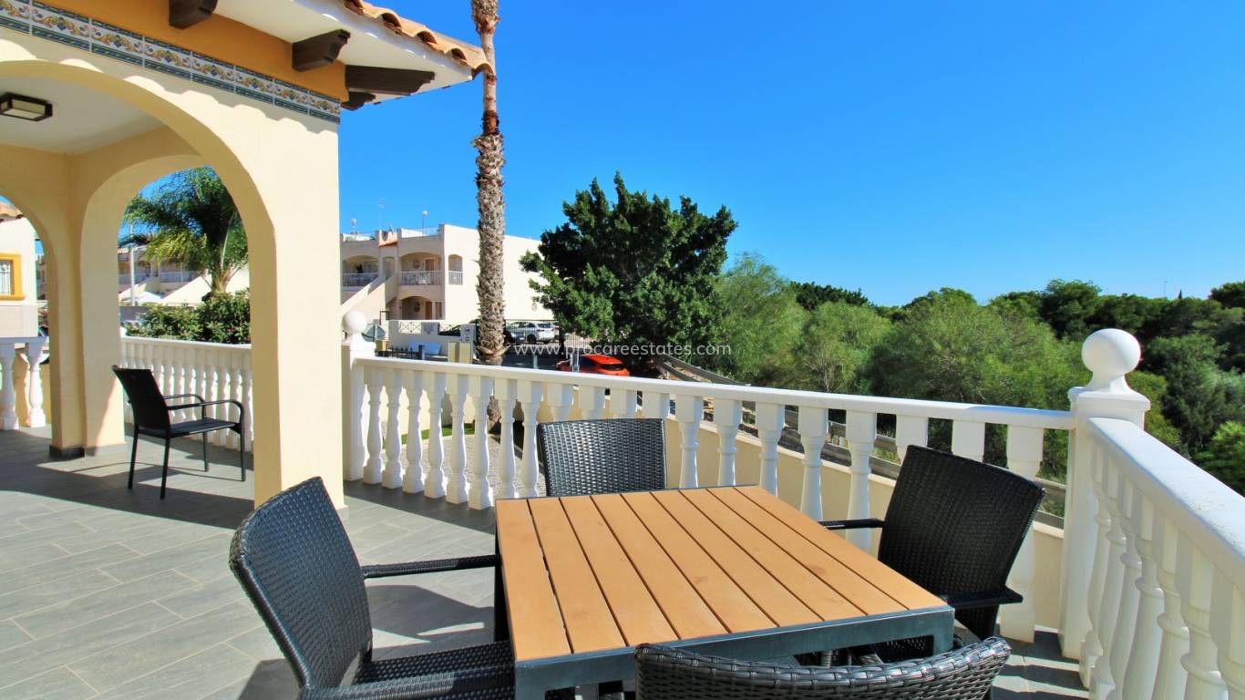 Resale - Villa - Orihuela Costa - Playa Flamenca