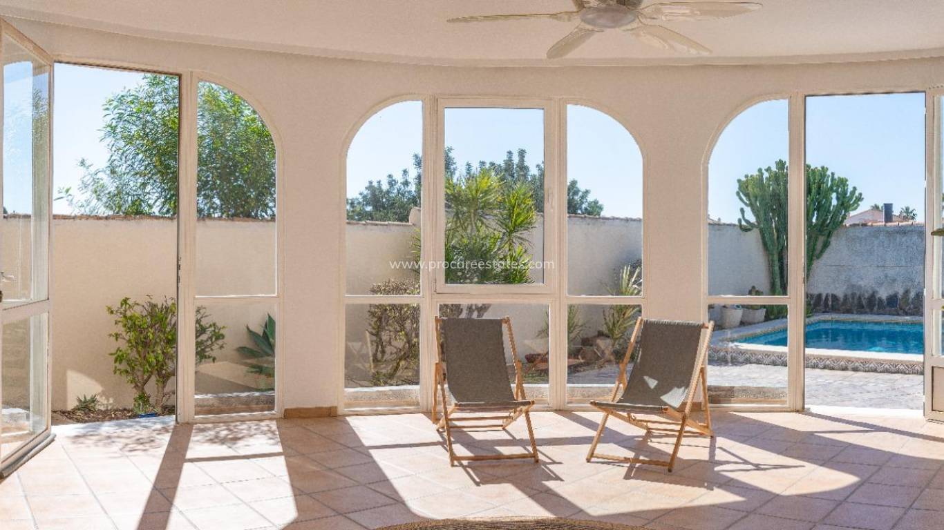 Resale - Villa - Orihuela Costa - Playa Flamenca