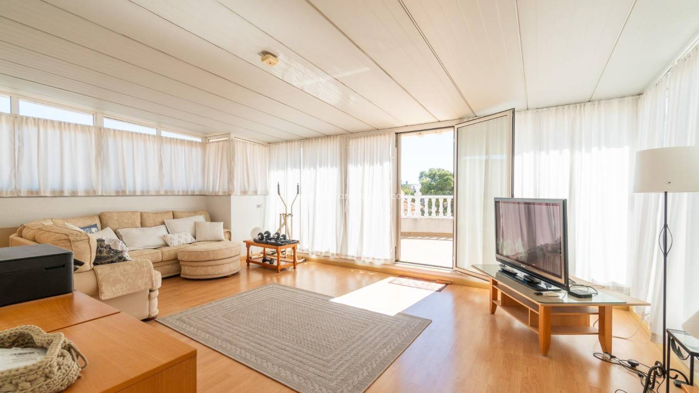 Resale - Villa - Orihuela Costa - Playa Flamenca