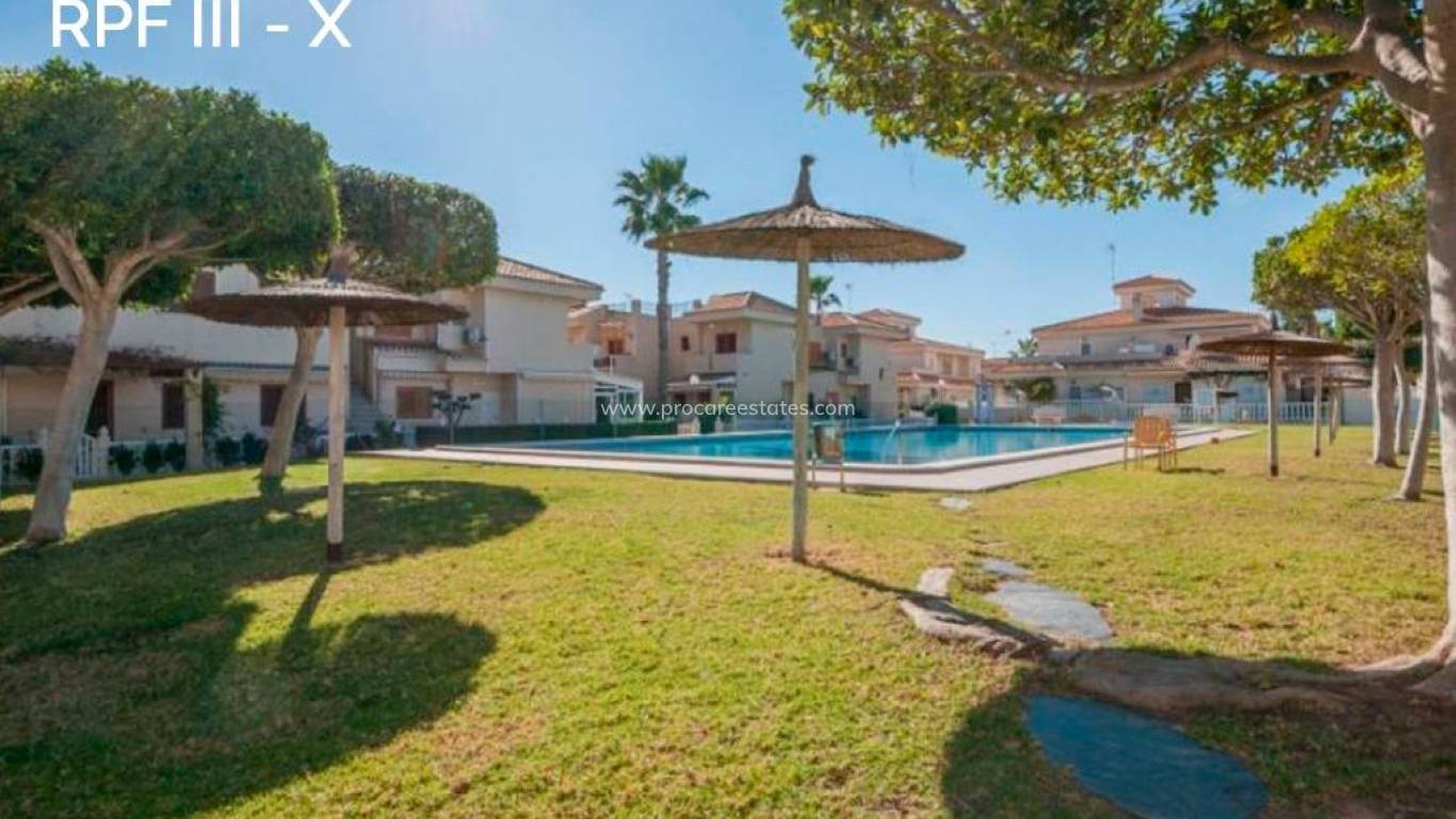 Resale - Villa - Orihuela Costa - Playa Flamenca