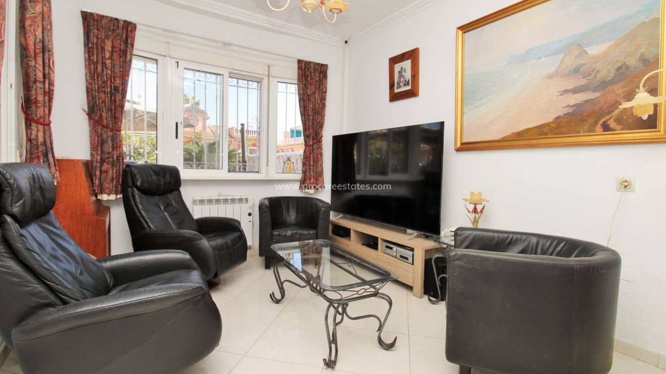 Resale - Villa - Orihuela Costa - Playa Flamenca
