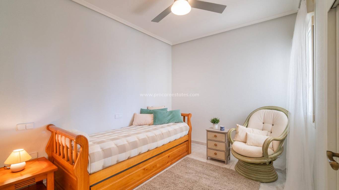 Resale - Villa - Orihuela Costa - Playa Flamenca