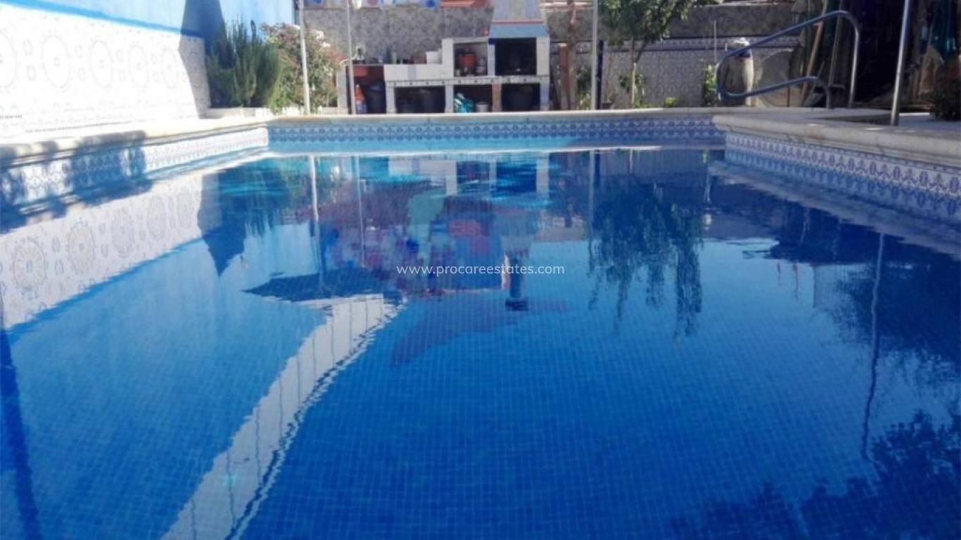 Resale - Villa - Orihuela Costa - Punta Prima