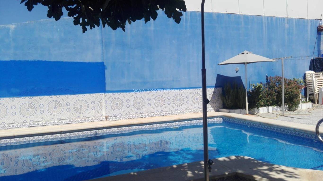 Resale - Villa - Orihuela Costa - Punta Prima