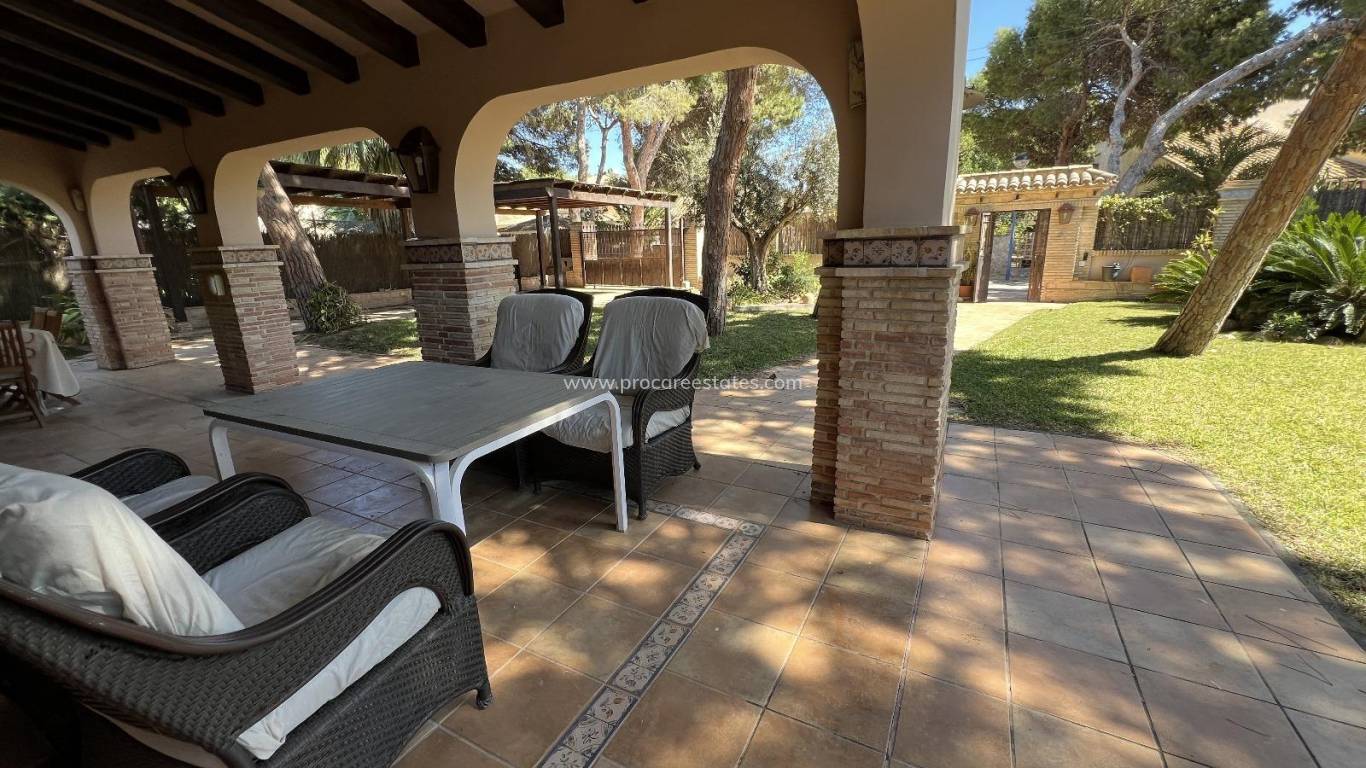 Resale - Villa - Orihuela Costa - Punta Prima