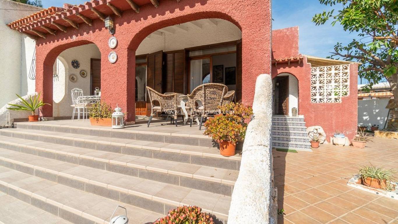 Resale - Villa - Orihuela Costa - Punta Prima