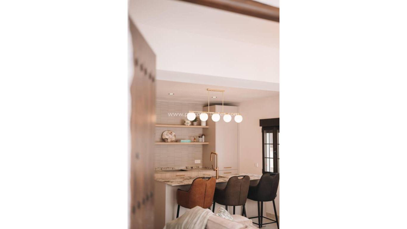 Resale - Villa - Orihuela Costa - Punta Prima