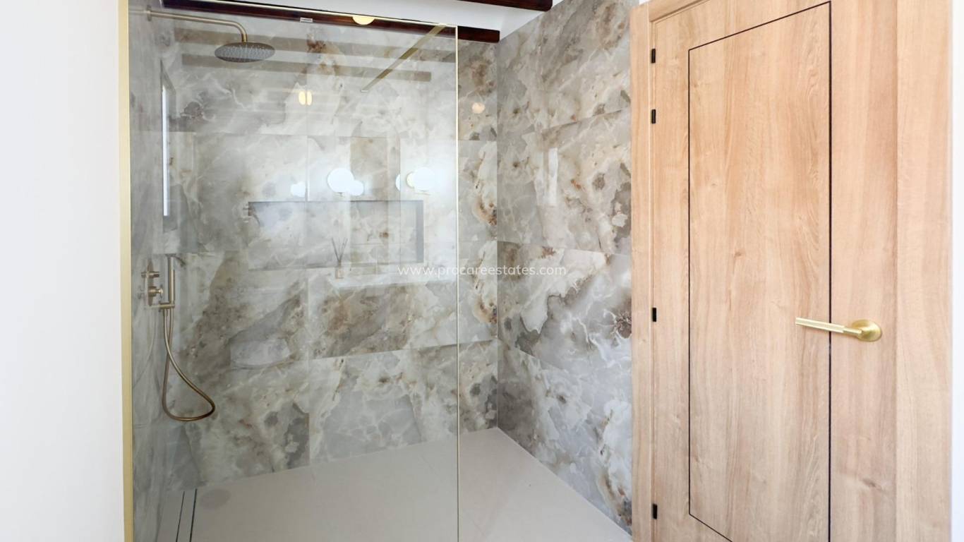 Resale - Villa - Orihuela Costa - Punta Prima