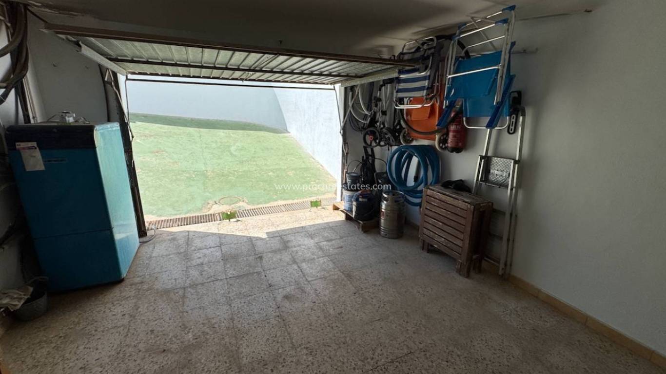 Resale - Villa - Orihuela Costa - Punta Prima