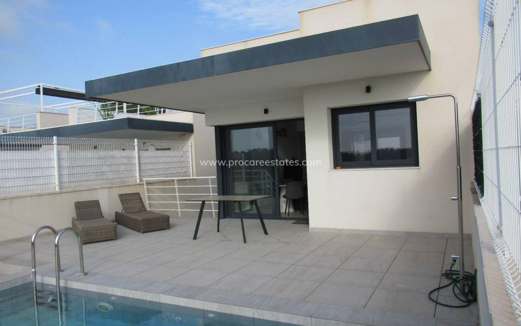 Resale - Villa - Orihuela Costa - Villamartin