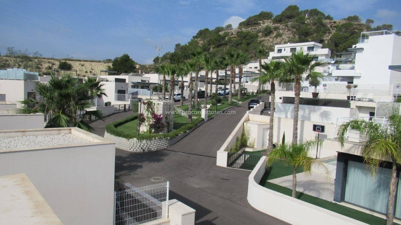 Resale - Villa - Orihuela Costa - Villamartin