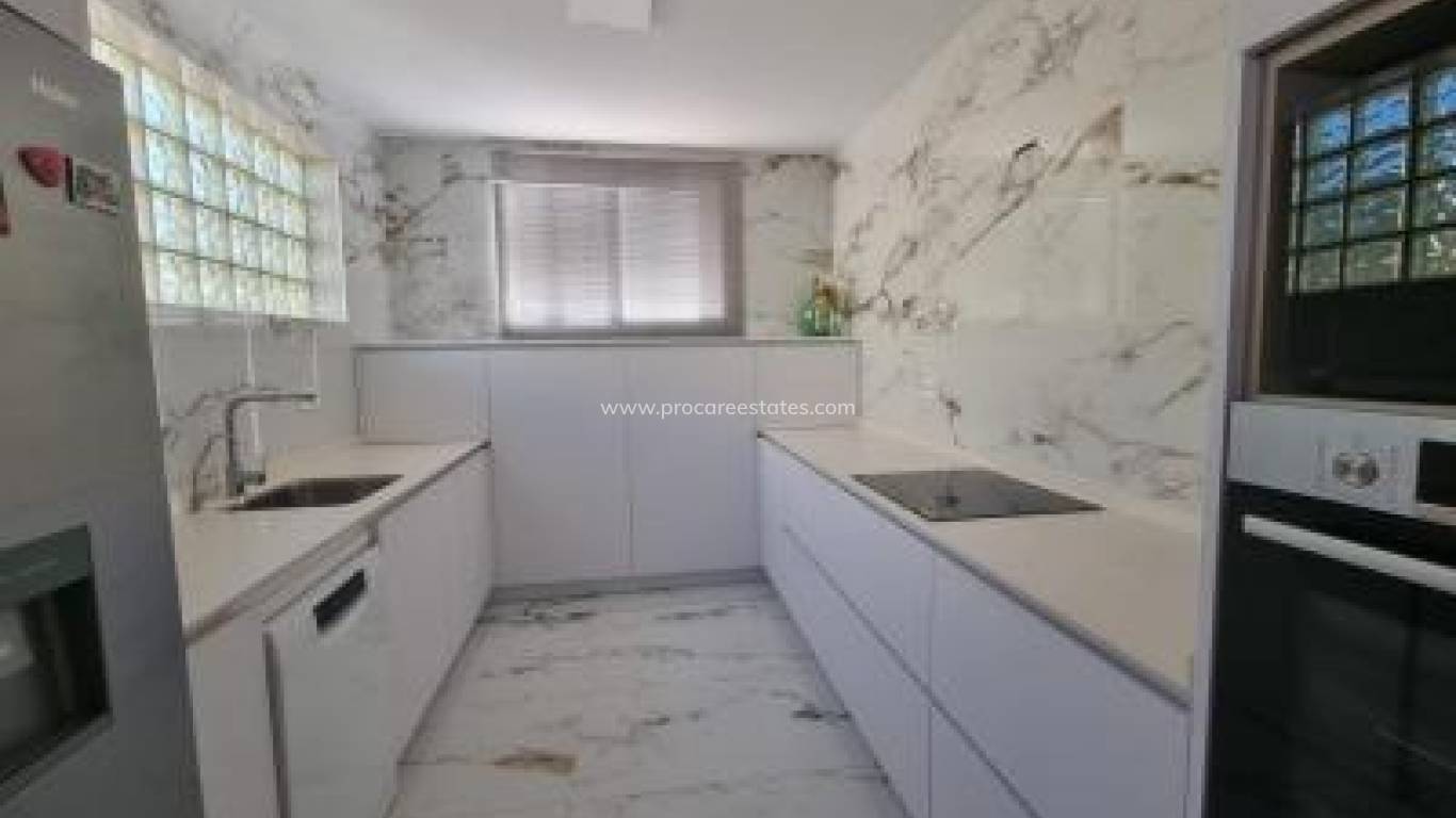 Resale - Villa - Orihuela Costa - Villamartin