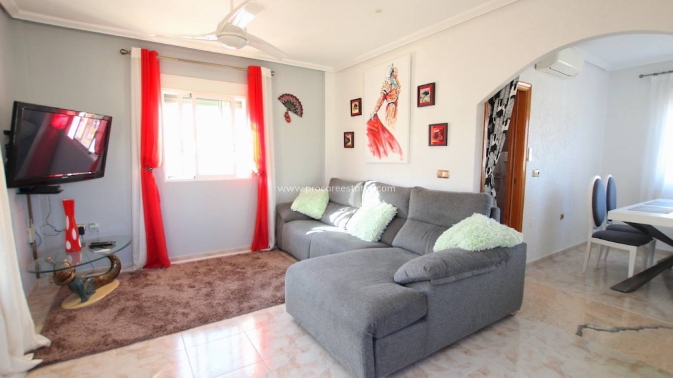 Resale - Villa - Orihuela Costa - Villamartin