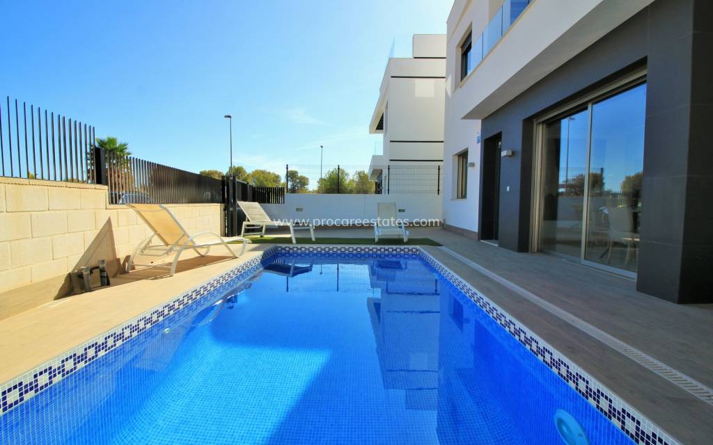 Resale - Villa - Orihuela Costa - Villamartin